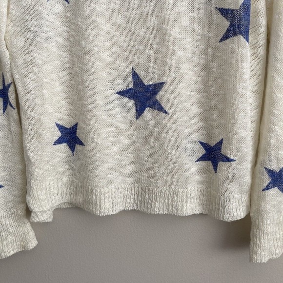 Hem & Thread Semi-Sheer Lightweight Long Sleeve Pullover Top Blue Stars Small - Picture 4 of 8